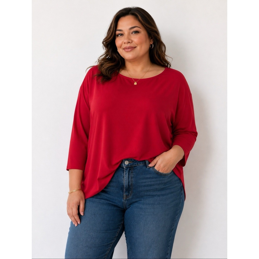 Red Chaus brand 3/4 sleeve blouse. Round Neck Top Shirt Women Size 14